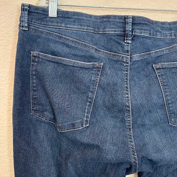 Style & Co Curvy Boot Leg Blue Jeans 16S - Picture 4 of 6